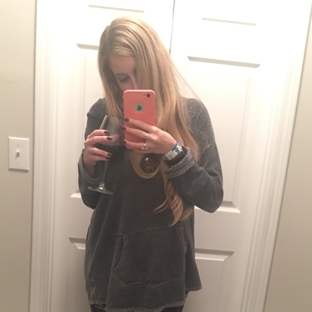 Meet your Posher, Monica